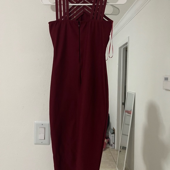 Missguided Red Bodycon dress - Picture 3 of 3